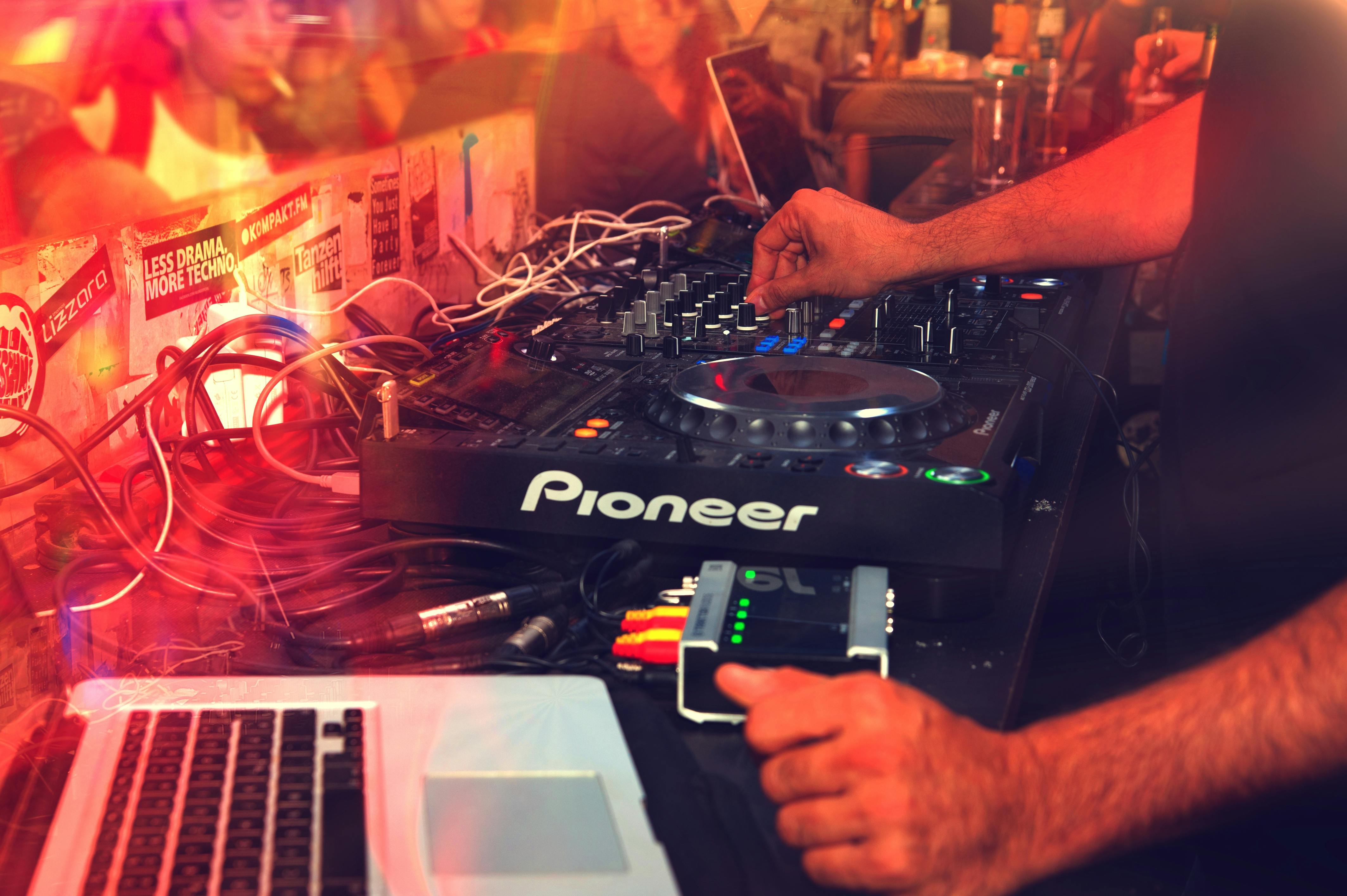 Dj Ike Man